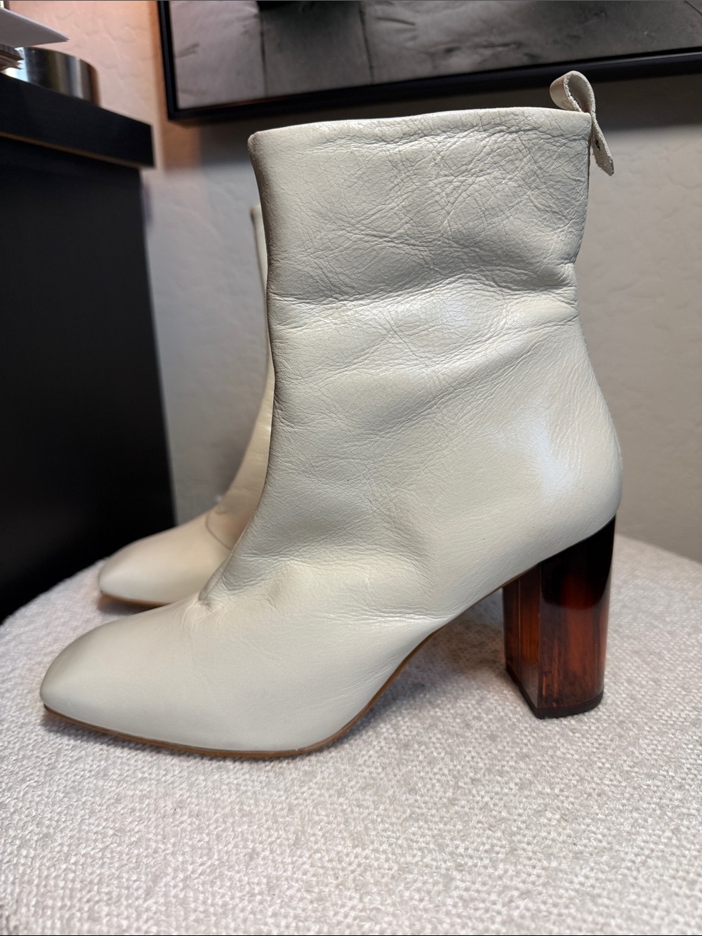Kurt Geiger Strut Leather Block Heel Bootie Size 39 / US 8.5. - Picture 4 of 8